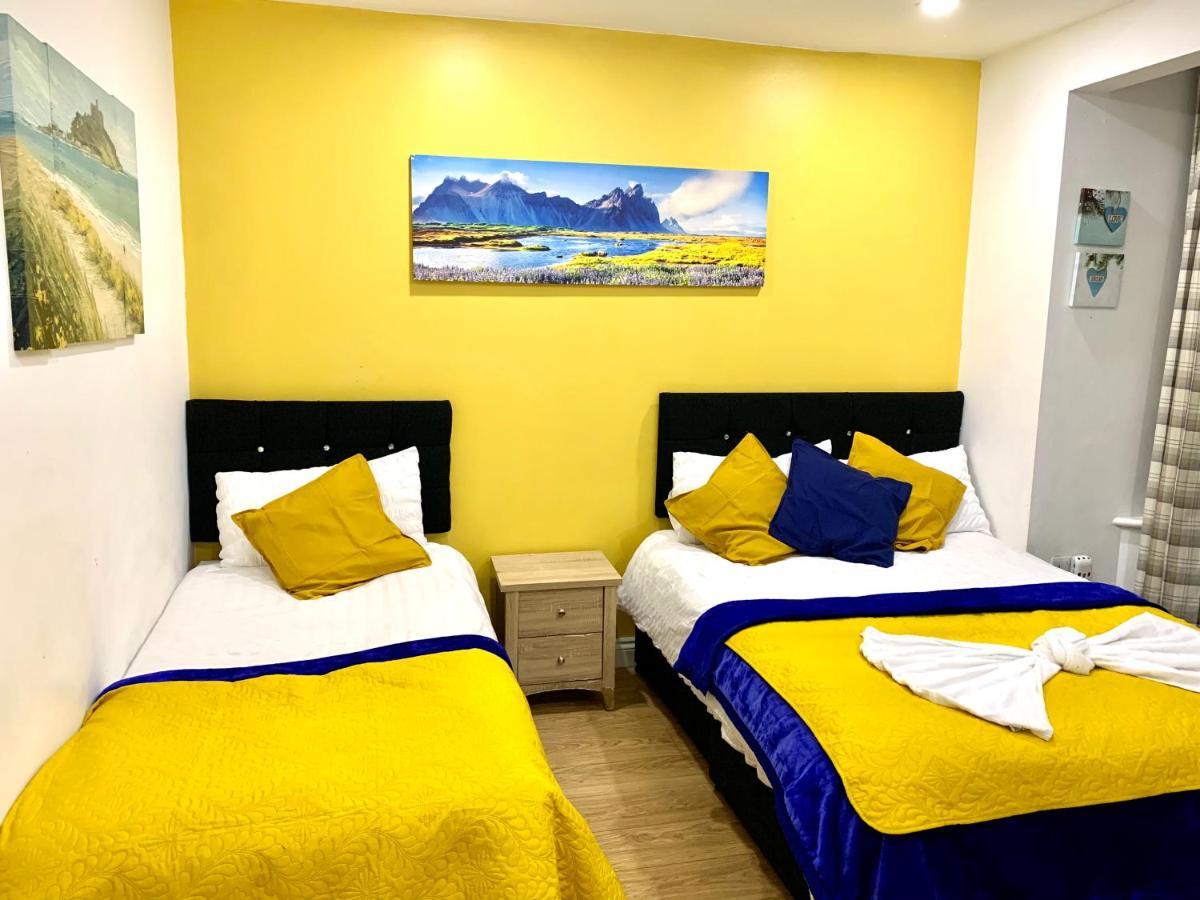 2 Bedroom Apartment, Kitchen, Reception And Private Garden Apartament Londra